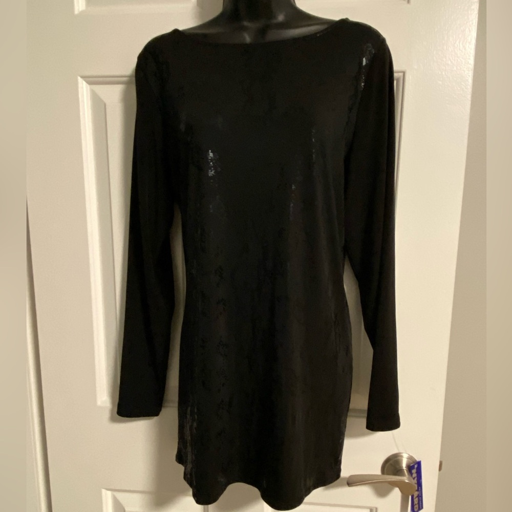 Peter Nygard Size M Black Tunic